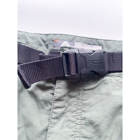 Men's Nike All Conditions Gear Green Hiking Shorts Size 34 - Picture 3 of 9